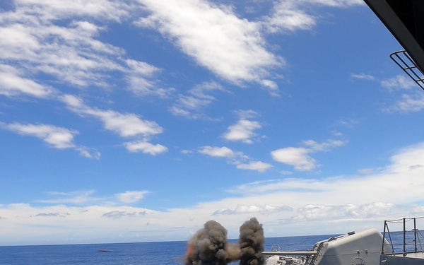 JS Takanami Participates in Live-Fire Exercise