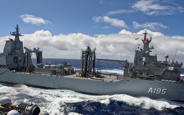 JS Takanami RAS with HMAS Supply