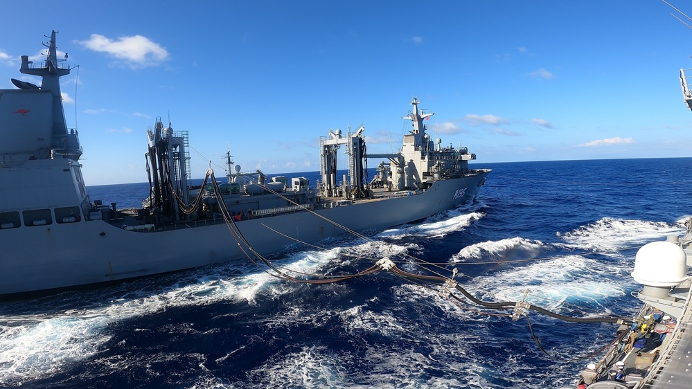 JS Takanami RAS with HMAS Supply