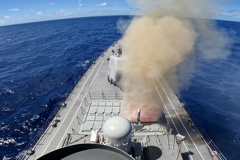 JS Takanami Participates in Live-Fire Exercise