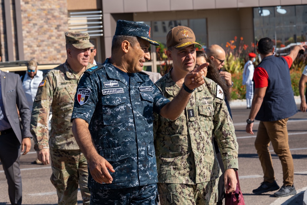 Vice Adm. Brad Cooper visits Alexandria