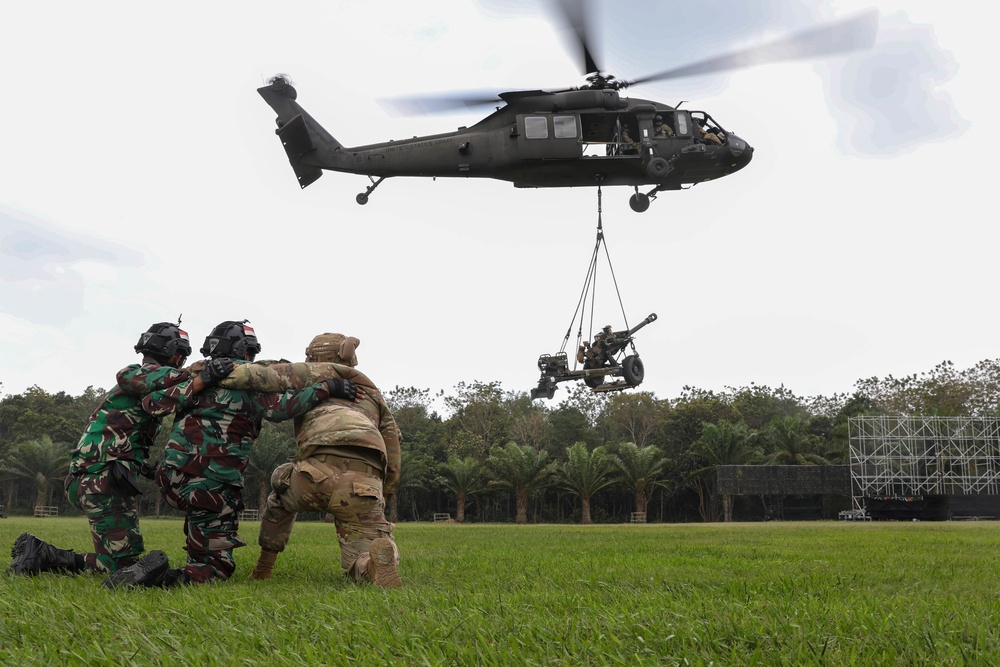 DVIDS - Images - Super Garuda Shield: U.S. and TNI Soldiers Conduct ...