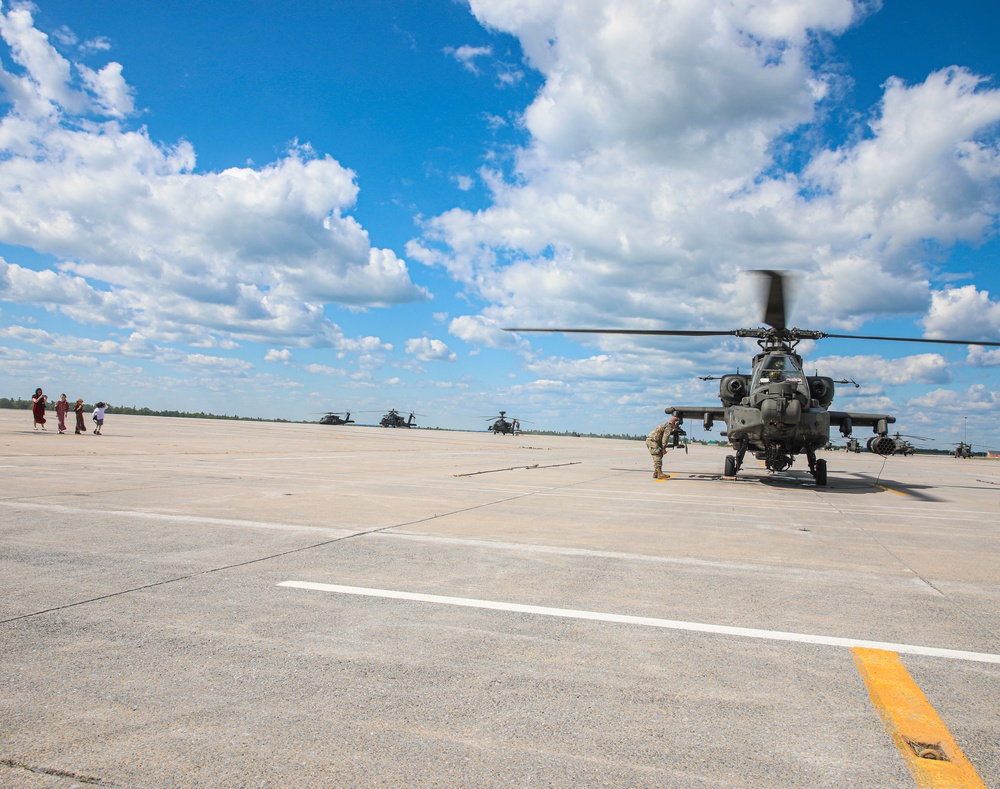 1-10 Attack Battalion Commander Conducts His Last Flight