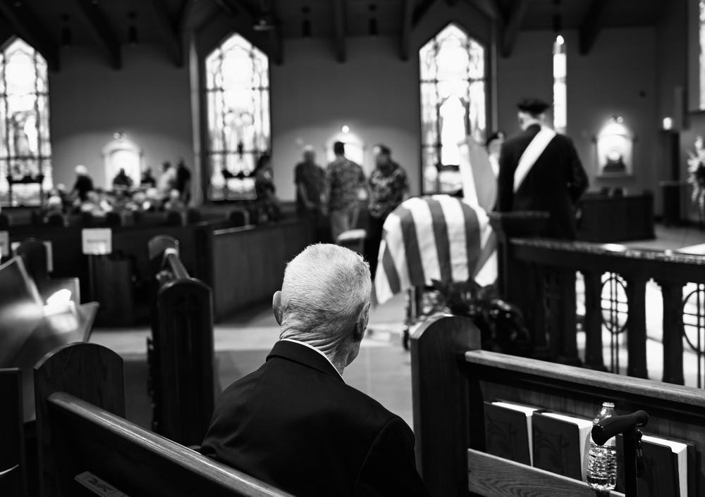 Honoring an Air Force legend: 6th CMSAF laid to rest