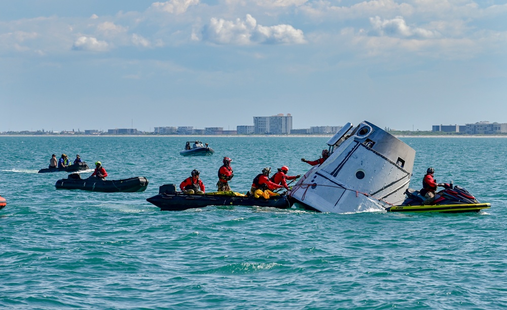 Navy Helicopters and Air Force Guardian Angels Conduct Astronaut Recovery, Validation Exercise