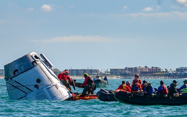 Navy Helicopters and Air Force Guardian Angels Conduct Astronaut Recovery, Validation Exercise