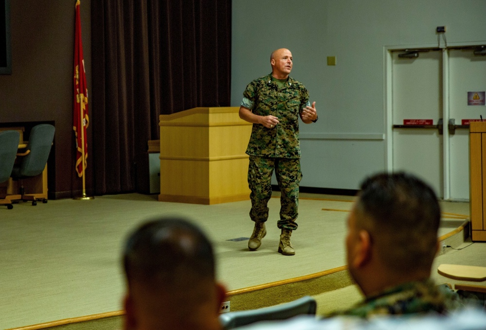 Deputy Commandant for Information staff briefs II MEF on Information Warfighting Function