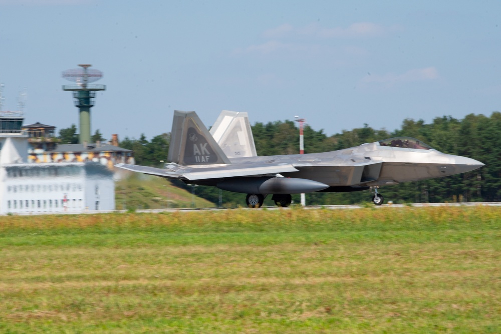 U.S. F-22s forward deploy to 32nd Tactical Air Base, Łask, Poland