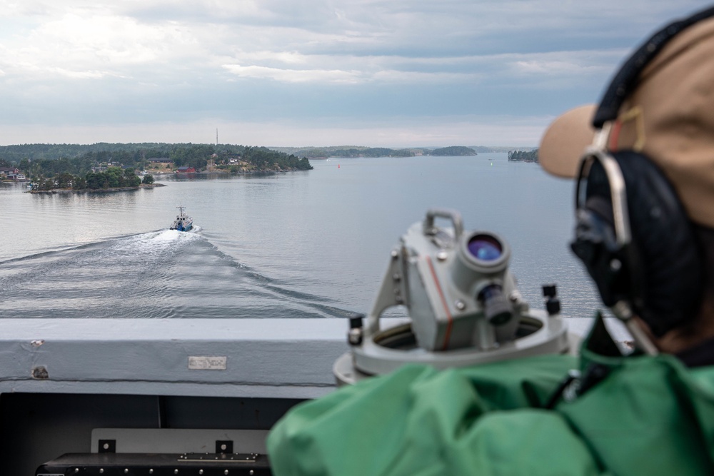 USS Arlington arrives in Stockholm, Sweden