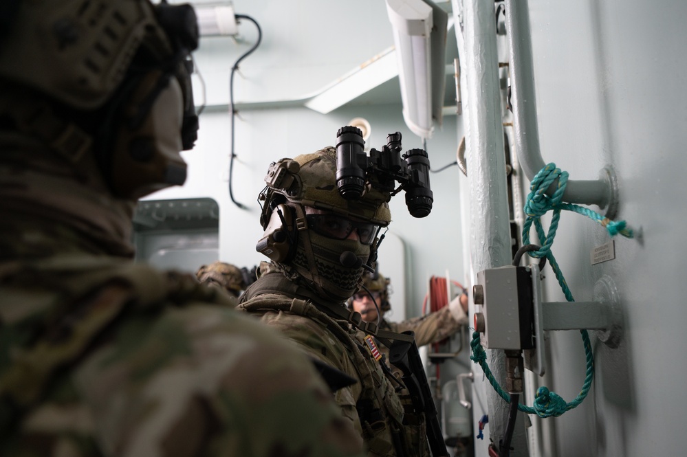 U.S. Coast Guard MSRT Boarding Exercise