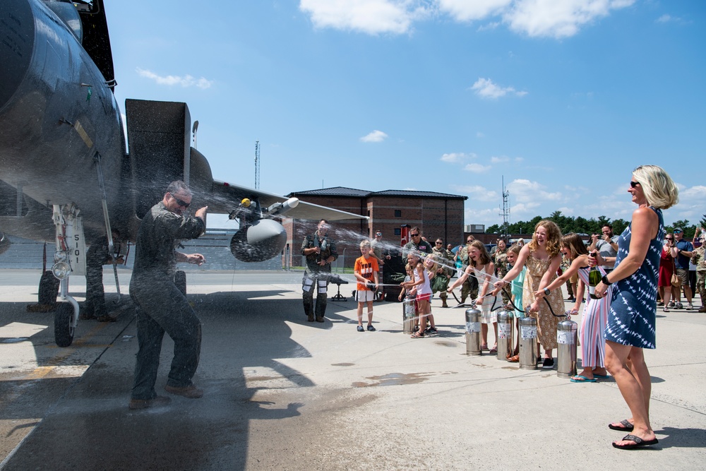 Col. Tom 'Sling' Bladen, prior 104FW commander, flies 'fini-flight'
