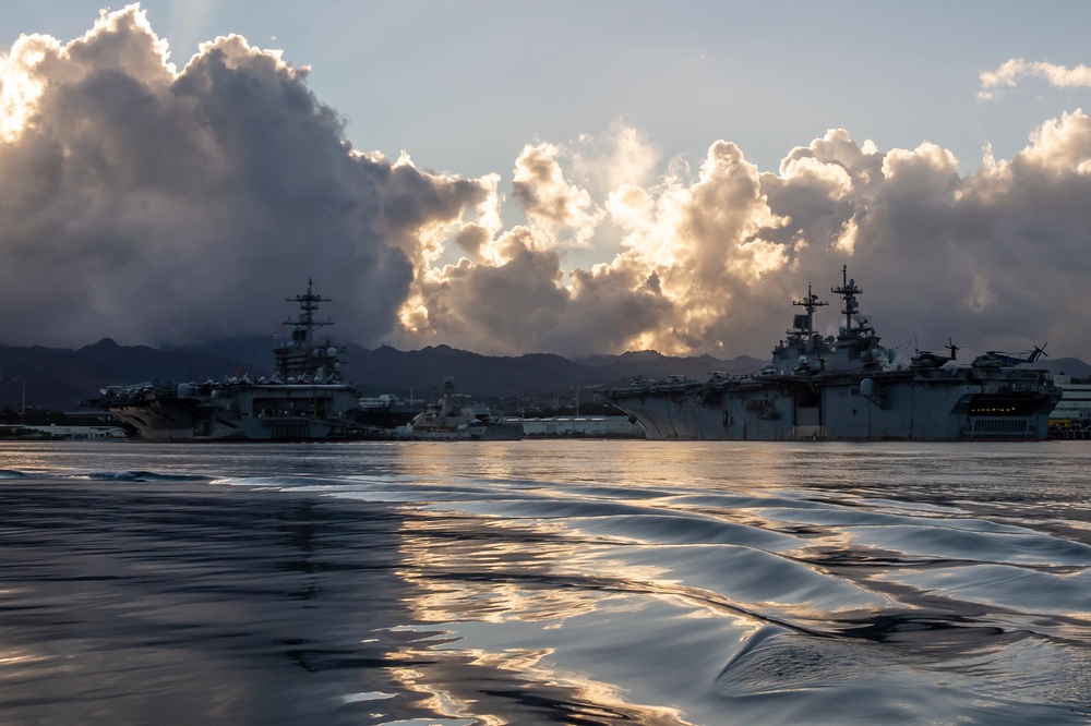 USS Essex Participates in RIMPAC 2022
