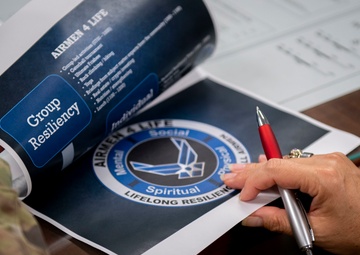 CMSAF Supports 6th MXS in Airman 4 Life Program