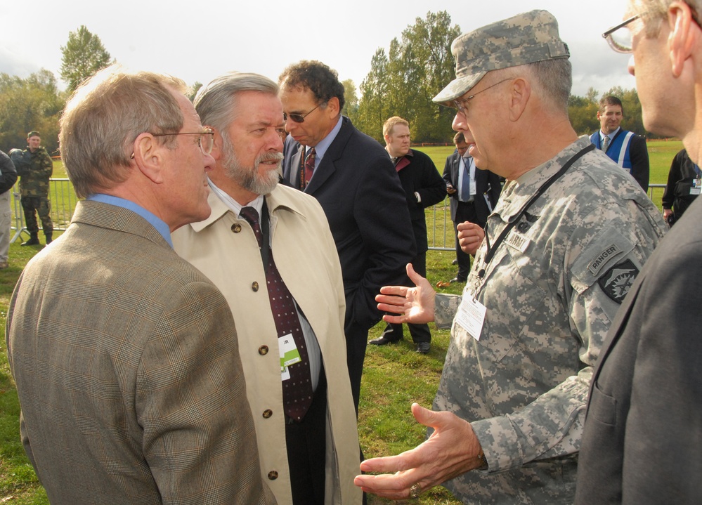 TOPOFF 4: Oregon Airmen, Soldiers step up to support disaster exercise in Portland