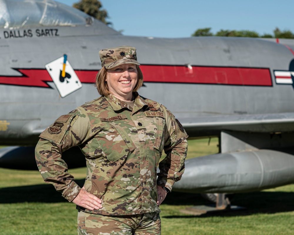 New Vice Commander: 141 ARW selects &quot;The&quot; first female Vice Commander