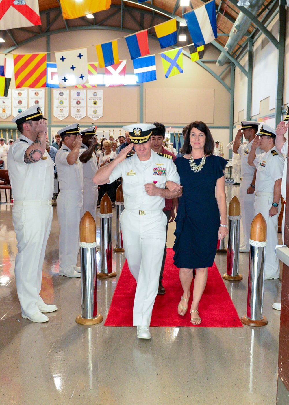 Navy Reserve Region Readiness and Mobilization Command Fort Worth Holds Change of Command, Retirement Ceremony