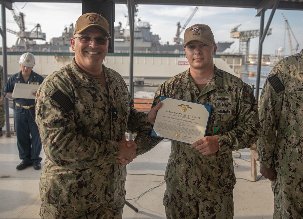 USS Vicksburg Admiral Visit