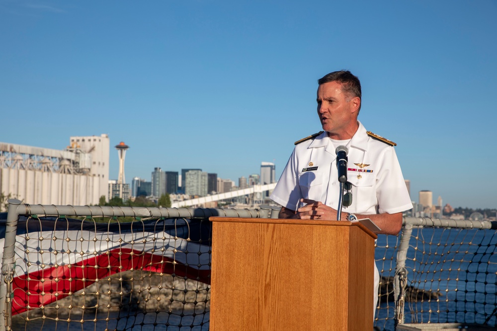 U.S. Navy Sends Off Seattle Fleet Week with Reception