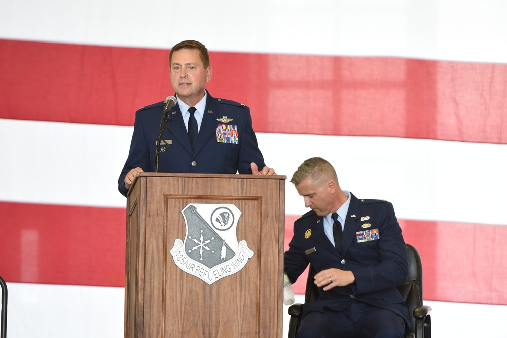 Muckey speaks for last time as 185th ARW commander