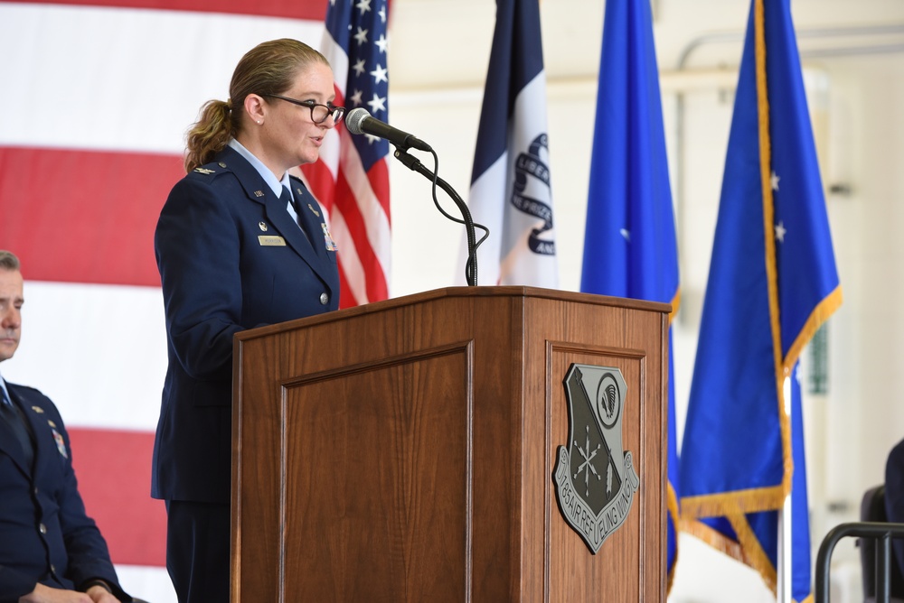 Morrison speaks to her unit