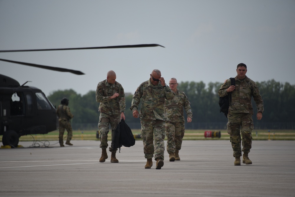 Maj. Gen. Benjamin Corell and Distinguished Guests arrive for 185th ARW Change of Command