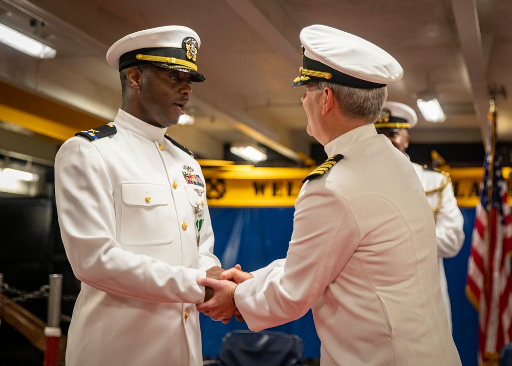 Chief Warrant Officer 2 Celebrates his Commissioning Ceremony