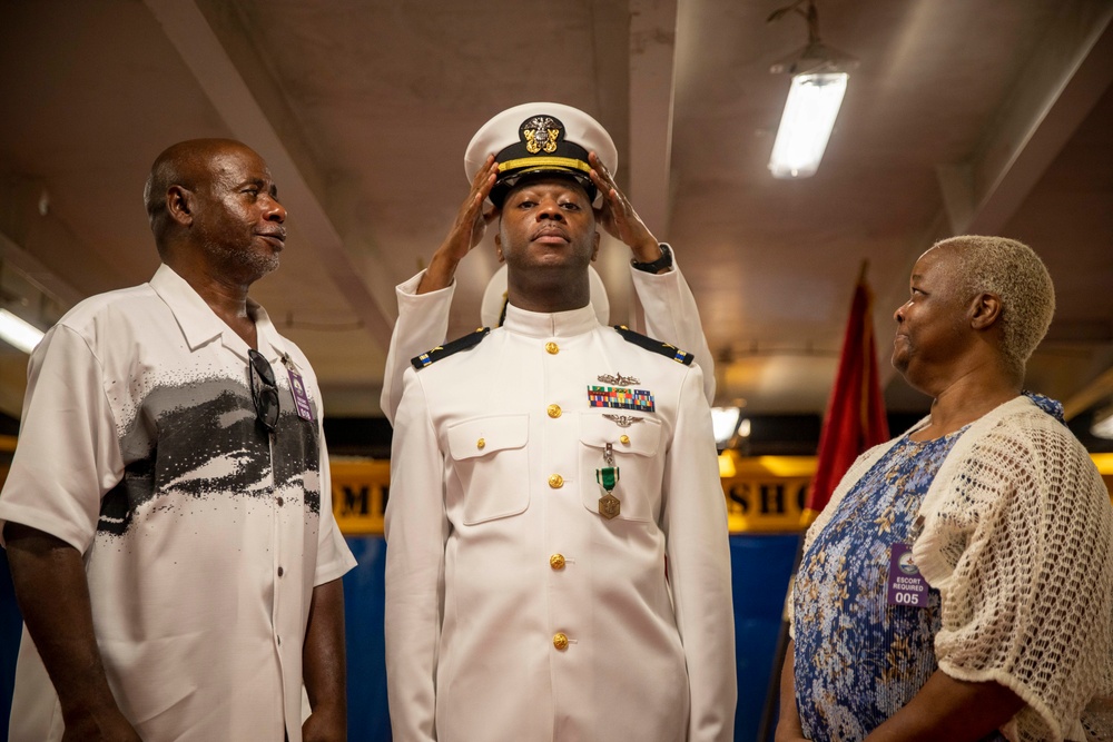 Chief Warrant Officer 2 Celebrates his Commissioning Ceremony