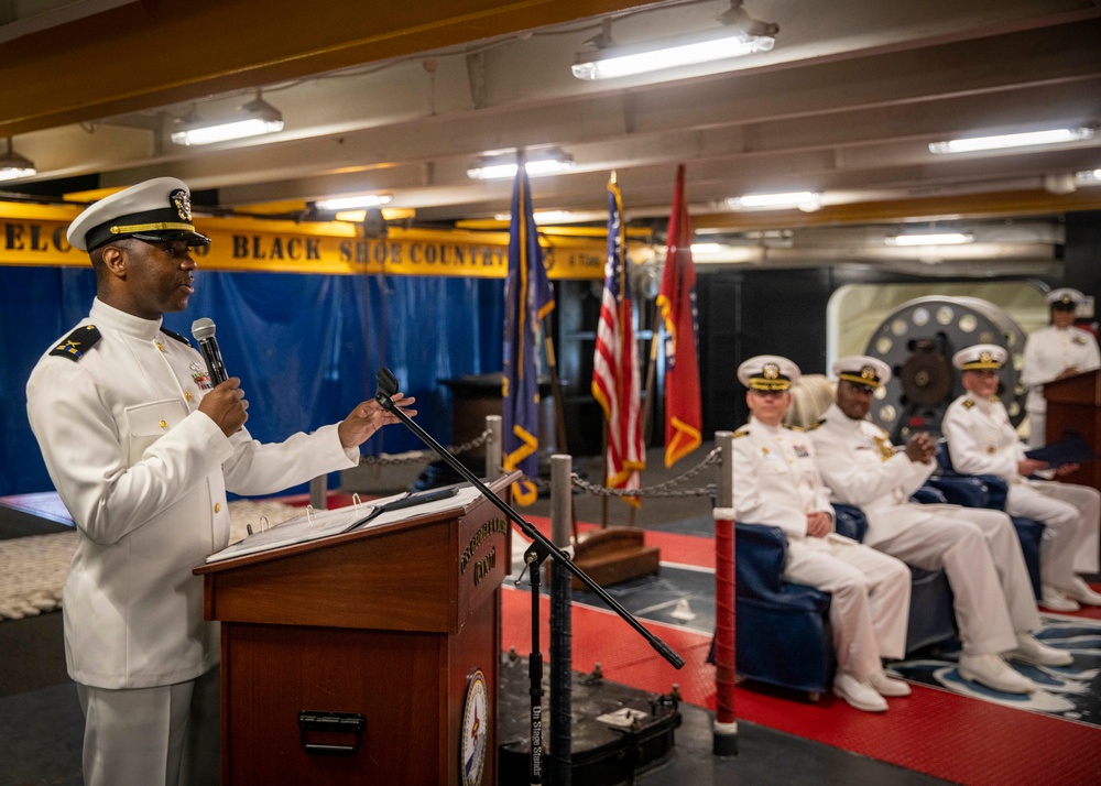 Chief Warrant Officer 2 Celebrates his Commissioning Ceremony