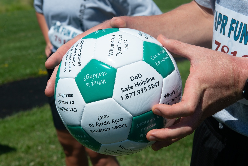 914th Air Refueling Wing conducts sexual assault awareness training