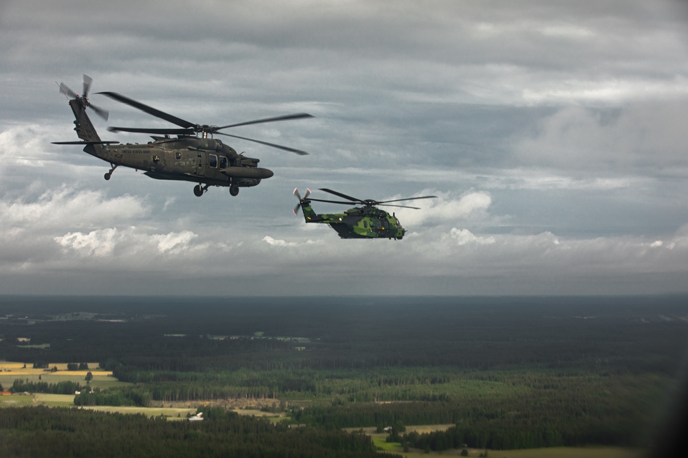 Army Aviation and Allied Partners Conduct Media Day in Finland