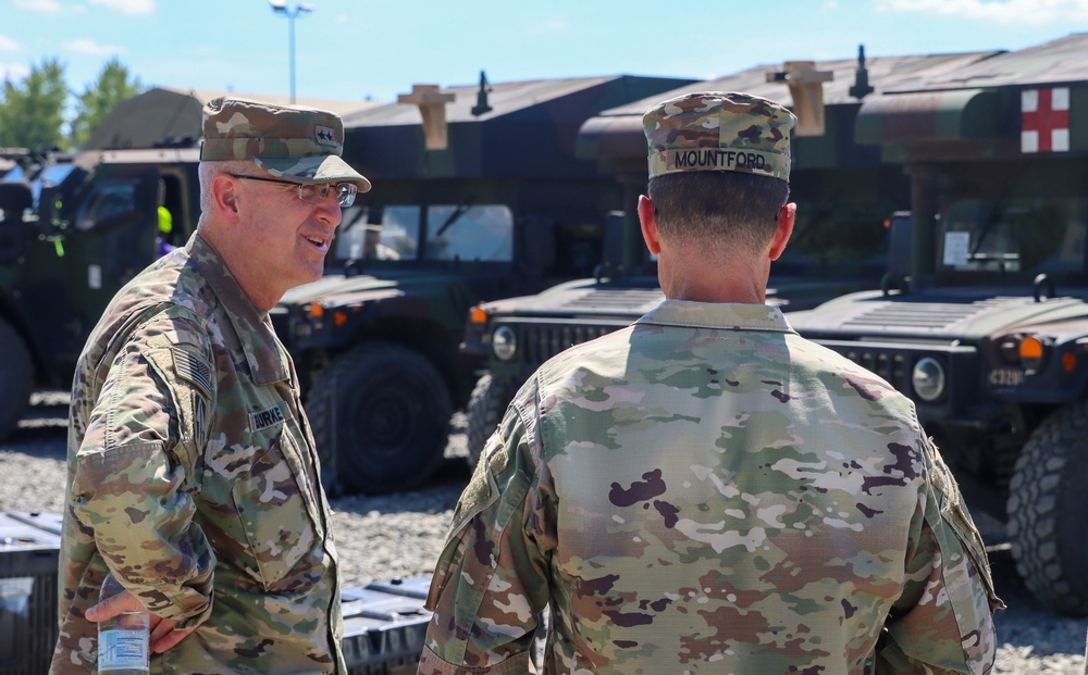 V Corps general visits 405th AFSB APS-2 turn-in site in Grafenwoehr