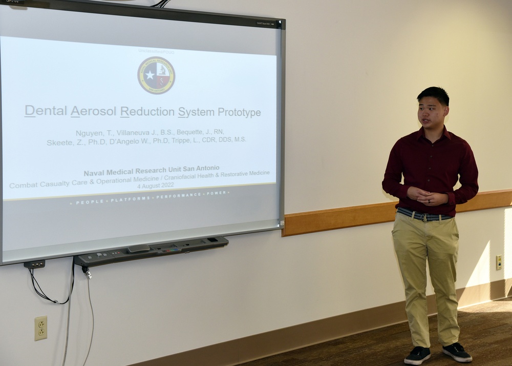 NREIP Interns present Research at NAMRU San Antonio