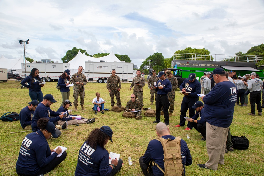 U.S. Marines Participate in Disaster Field Operations Course with Florida College Students