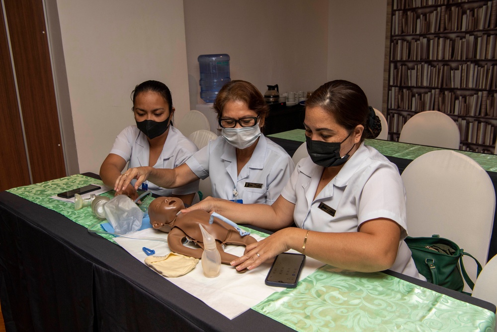 Pacific Partnership 2022 Medical Personnel Facilitate Neonatal Resuscitation Course