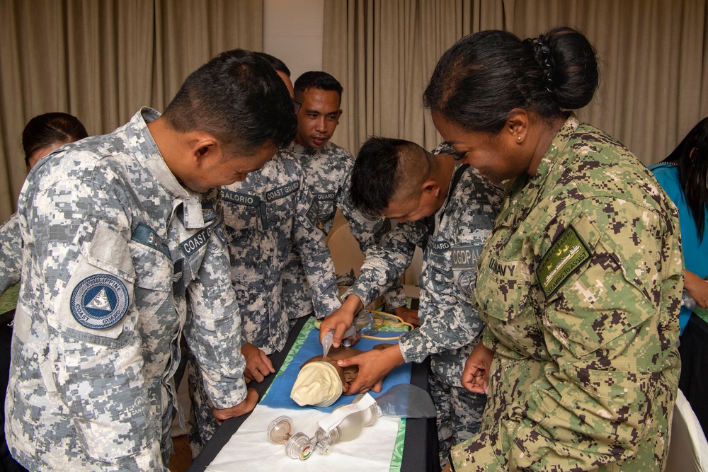 Pacific Partnership 2022 Medical Personnel Facilitate Neonatal Resuscitation Course