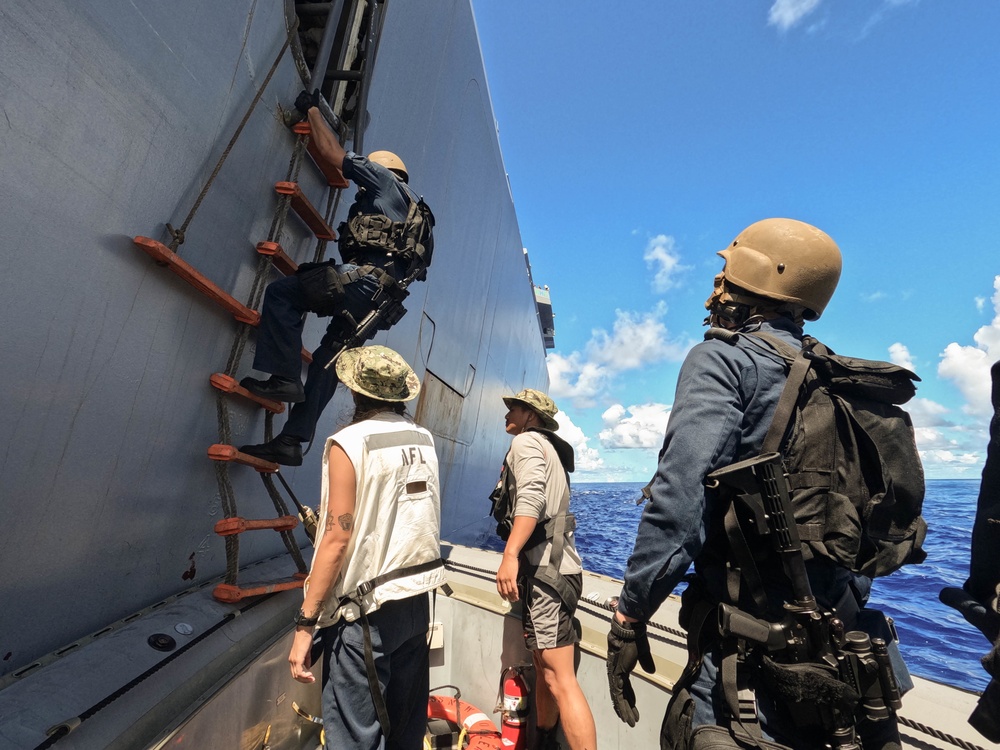 Visit, Board, Search, and Seizure Training Evolution aboard USS New Orleans and USS Miguel Keith August 7, 2022