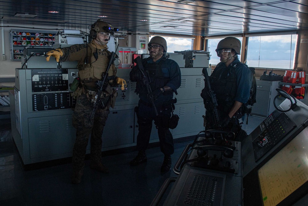 Visit, Board, Search, and Seizure Training Evolution aboard USS New Orleans and USS Miguel Keith August 7, 2022