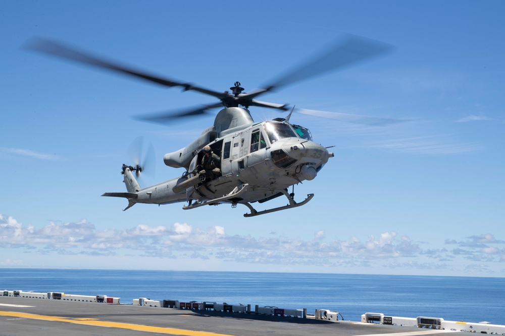 CH-53 and UH-1Y Flight Ops