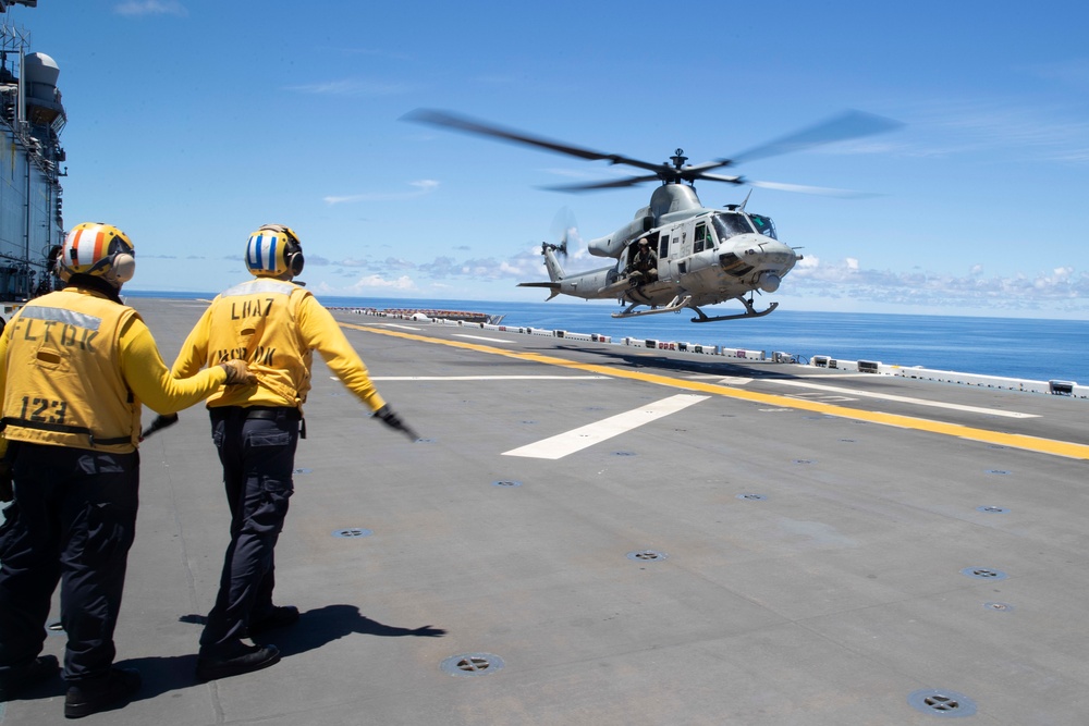 CH-53 and UH-1Y Flight Ops