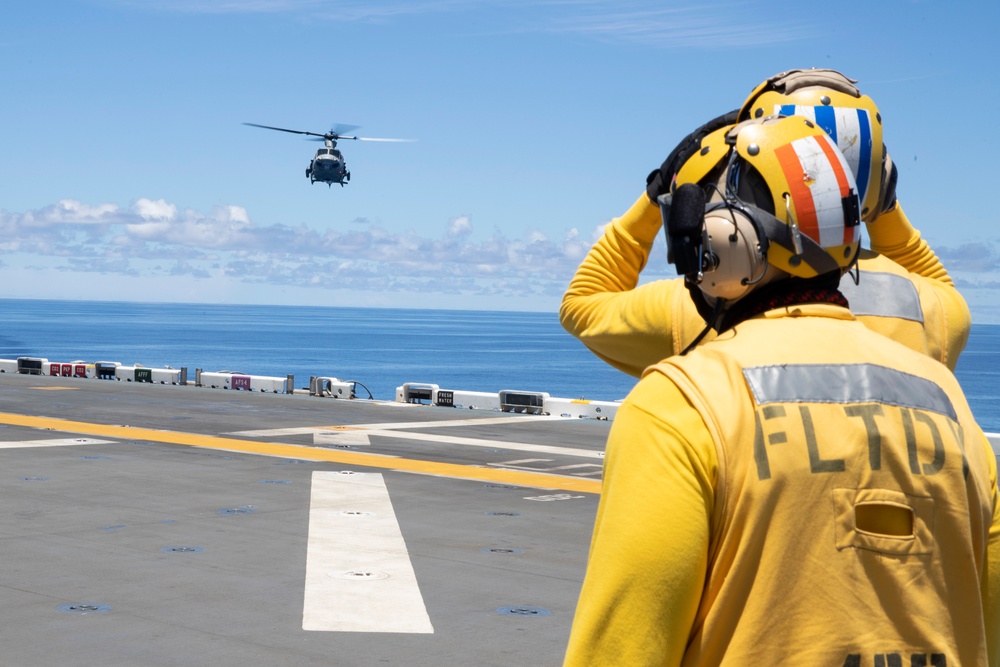 CH-53 and UH-1Y Flight Ops