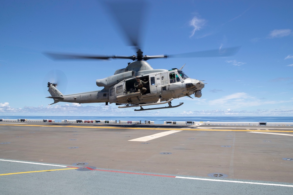 CH-53 and UH-1Y Flight Ops