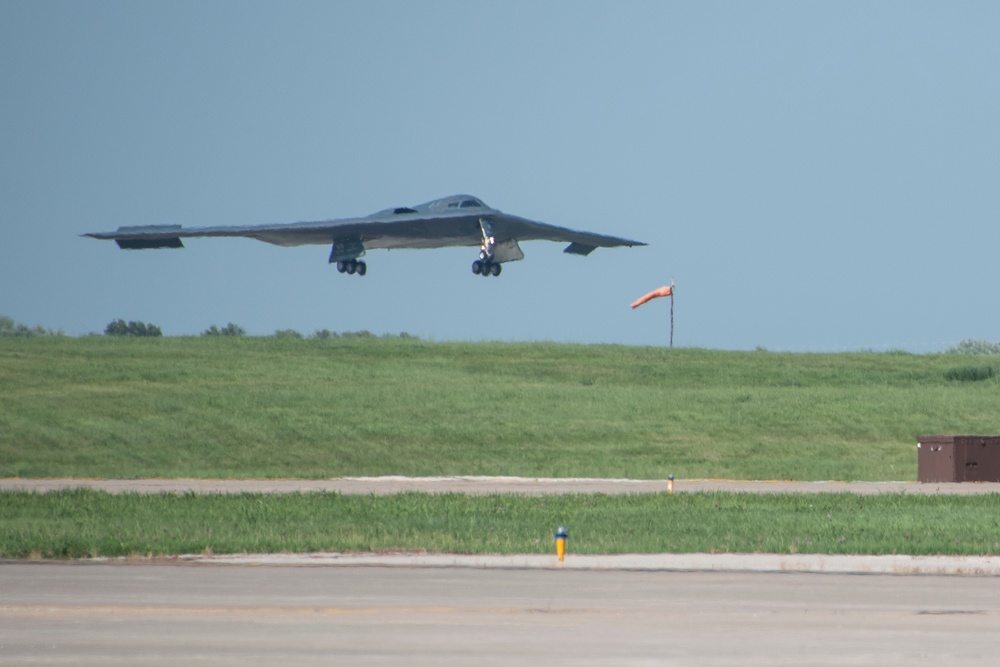 29th National Guard Bureau Chief visits 131st Bomb Wing