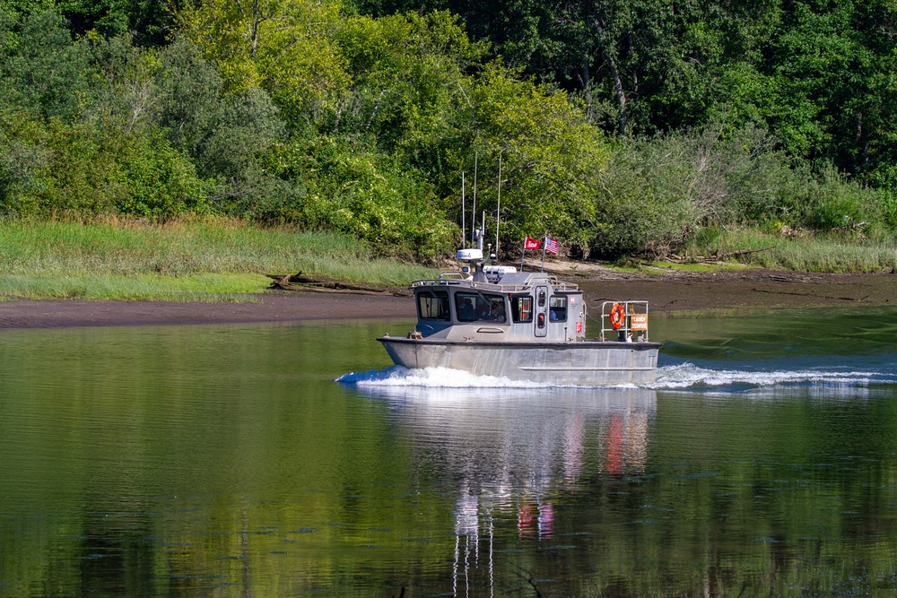 U.S. Army Corps of Engineers Portland districts’ hopper dredge, Essayons, launch boat.