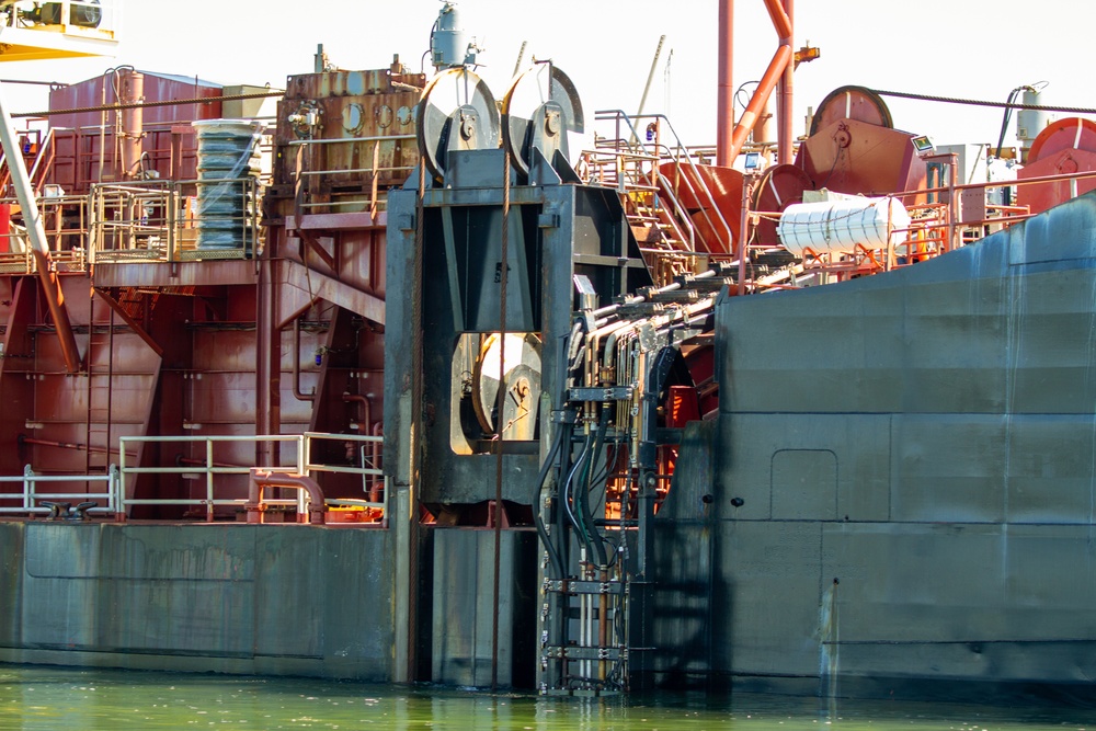 U.S. Army Corps of Engineers Portland districts’ hopper dredge, Essayons dredging the Columbia River.