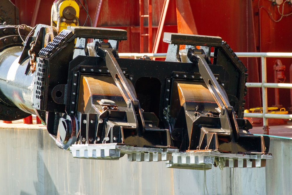 U.S. Army Corps of Engineers Portland districts’ hopper dredge, Essayons dredging the Columbia River.