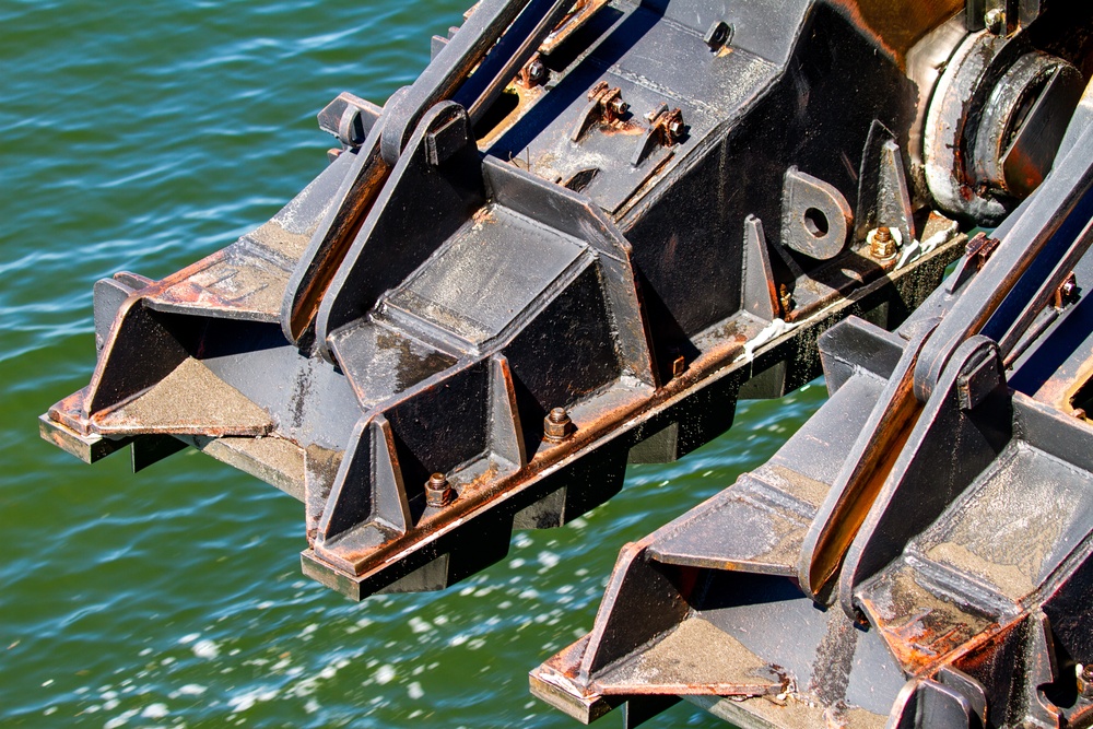 U.S. Army Corps of Engineers Portland districts’ hopper dredge, Essayons dredging the Columbia River.