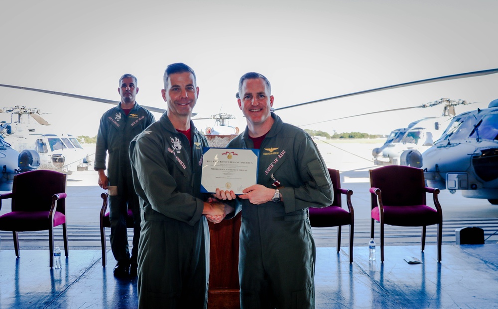 HSM-40 Welcomes Commanding Officer