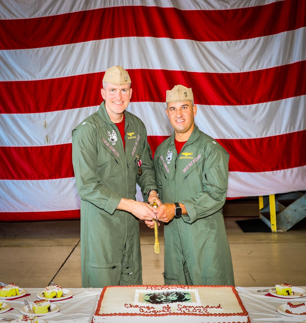 HSM-40 Welcomes Commanding Officer