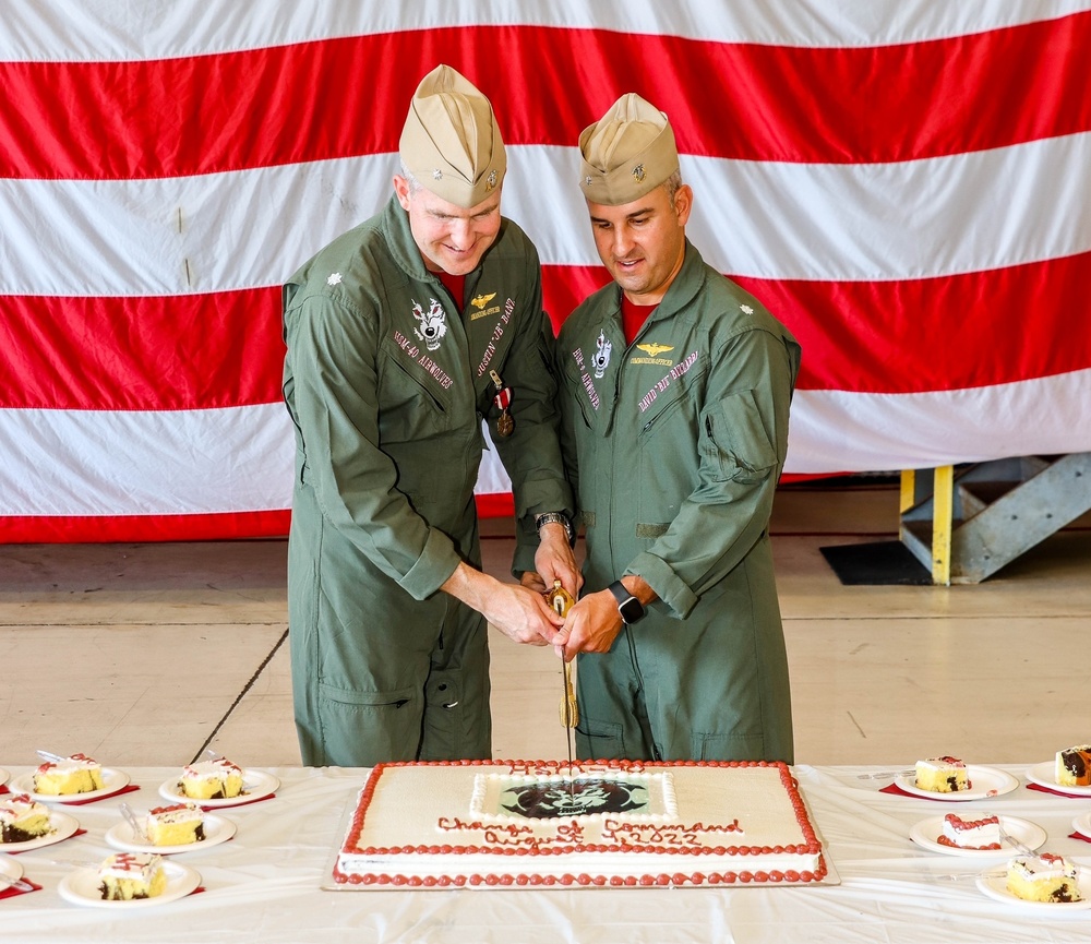 HSM-40 Welcomes Commanding Officer