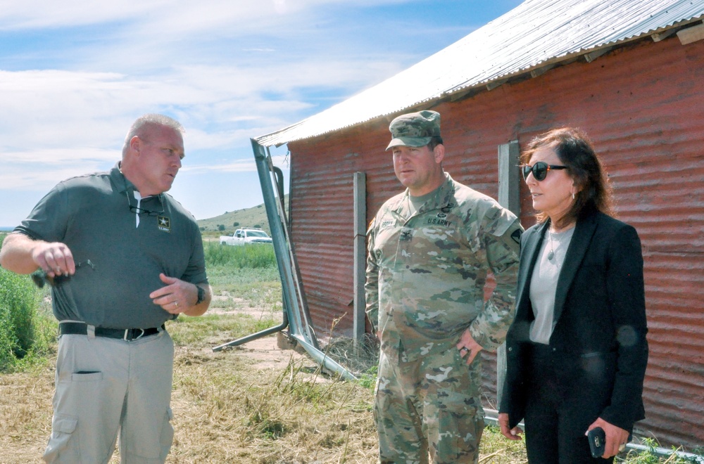 Army assistant secretary Jacobson tours Carson, PCMS